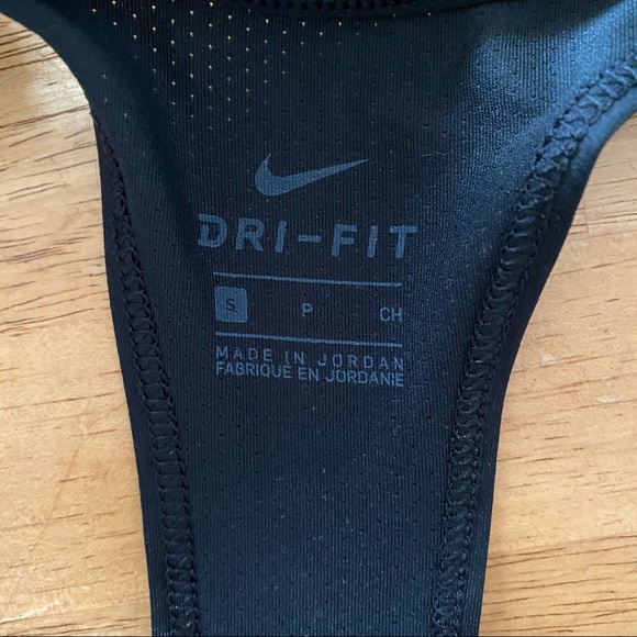 Nike Black Workout Tank Size Small - Picture 7 of 7